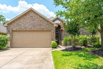 Building Photo - 202 Black Swan Pl