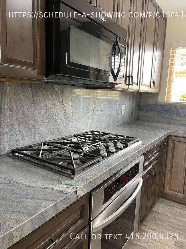 Building Photo - 211 Hacienda-