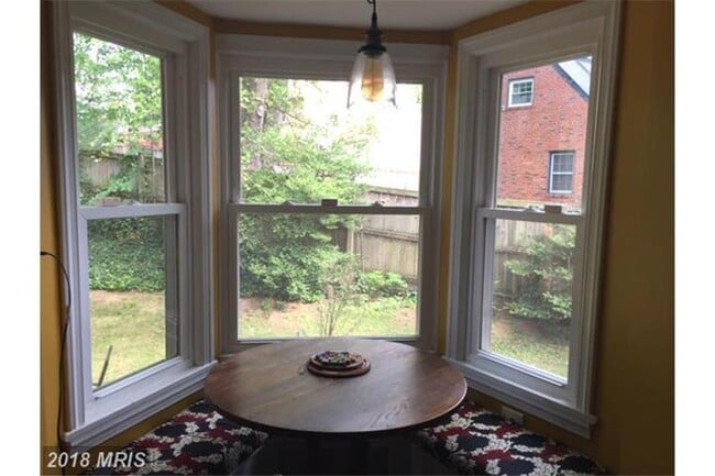 Building Photo - COZY CAPE COD CLOSE TO METRO AND 495