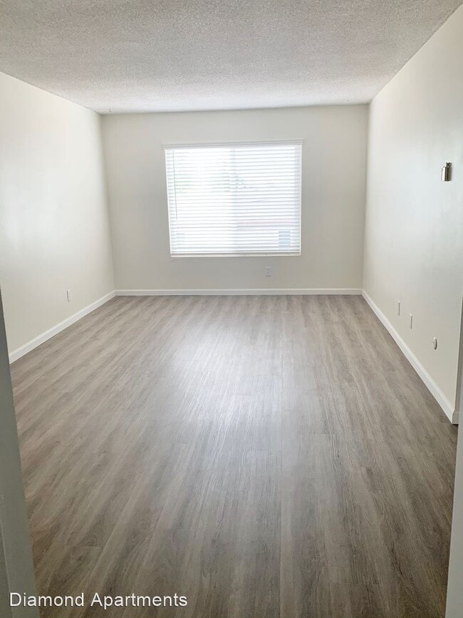 Foto del edificio - 4728 Lamont St