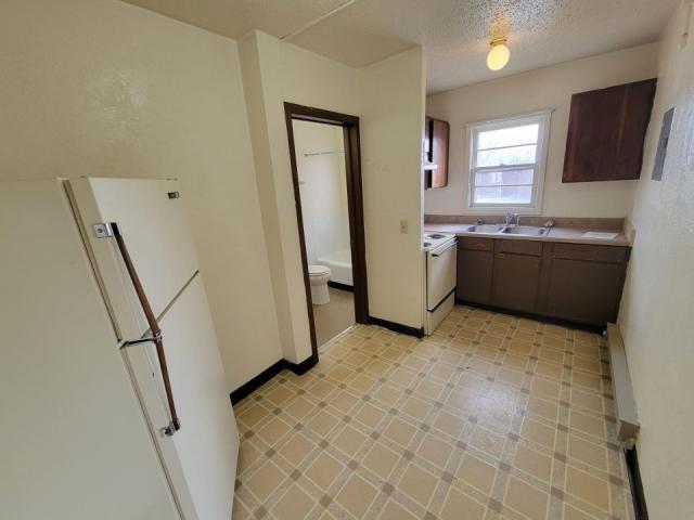 Building Photo - 2 bedroom in Billings MT 59101
