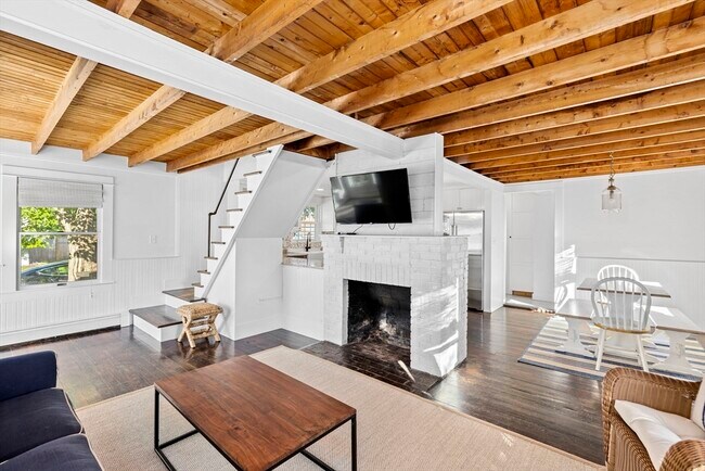 Foto del edificio - 1 Winslow Ave