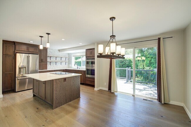 Foto del edificio - 4Bd/2.5Ba Kirkland House