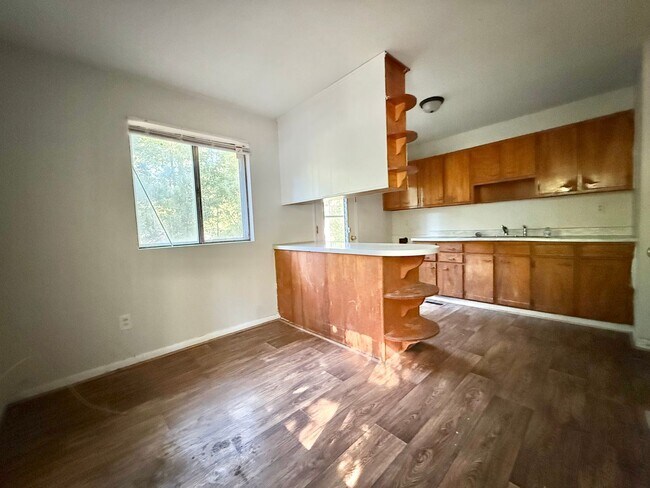 Foto del edificio - 1301 Shannon Dr
