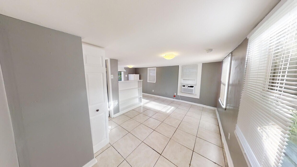 Foto principal - 1414 Ingleside Ave