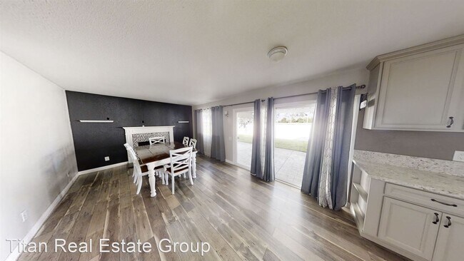 Foto del edificio - 4 br, 2.5 bath House - 1246 Country Pl