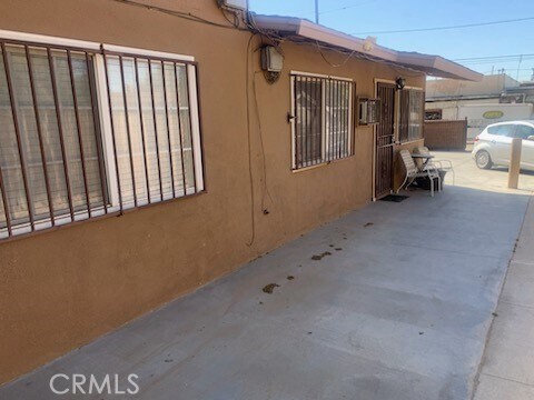 Building Photo - 15530 Hesperia Rd