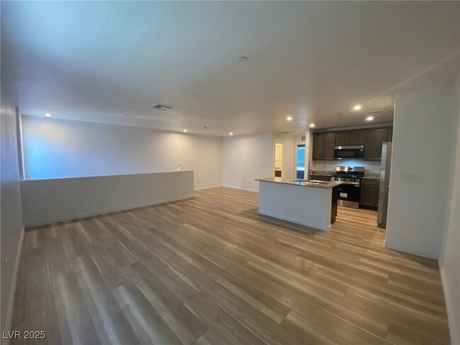 Building Photo - 4517 Dover Straight St