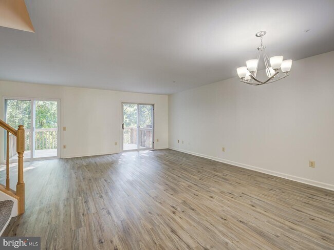 Foto del edificio - 8830 Briarcliff Ln