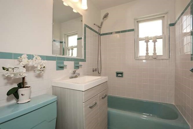 white & blue bathroom - 244 Myrtle Ave