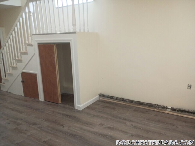 Building Photo - 1222 Blue Hill Ave