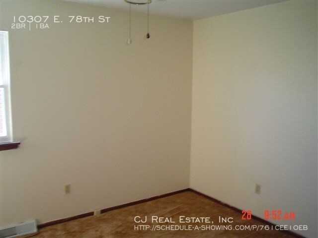 Building Photo - 10307 E 78th St