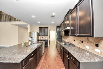 Building Photo - 27419 Canyon Reach Dr