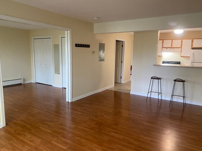 Building Photo - 287 Hildred Dr