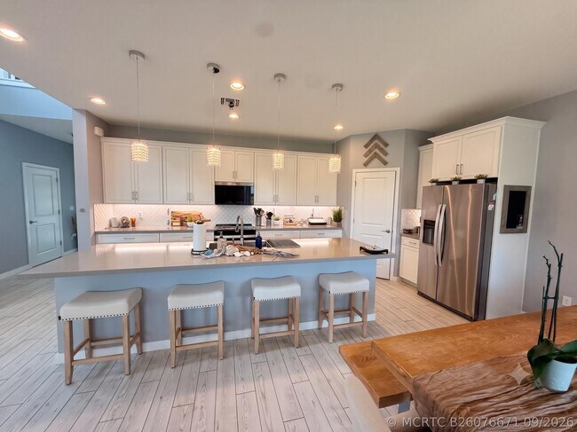 Building Photo - 8798 Antarus Dr
