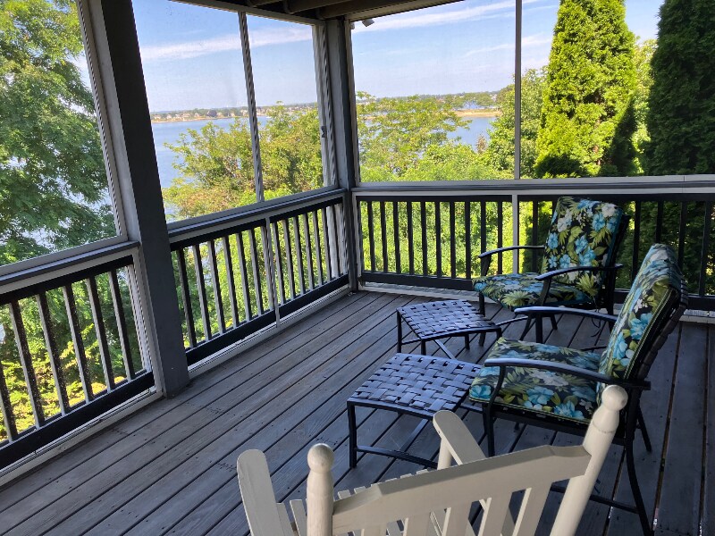 Foto principal - 240 Narragansett Ave