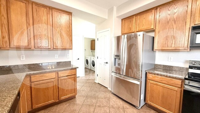Building Photo - 25707 W Williams Ct