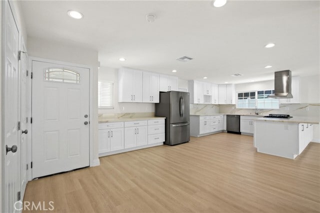 Building Photo - 18543 Adivino St