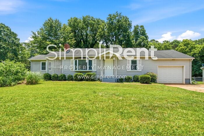 Move-In Ready 3 Bedroom Rental in Decatur! - Move-In Ready 3 Bedroom Rental in Decatur!
