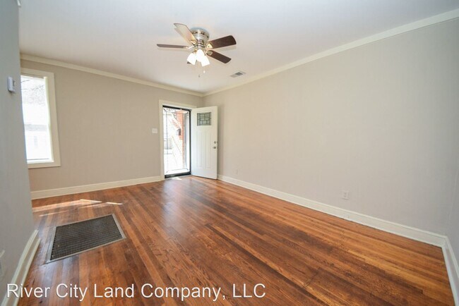 Foto del edificio - 4 br, 1.5 bath House - 3584 Barwood Circle
