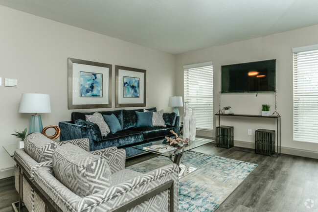 Kate Living area - Commons at Westchase