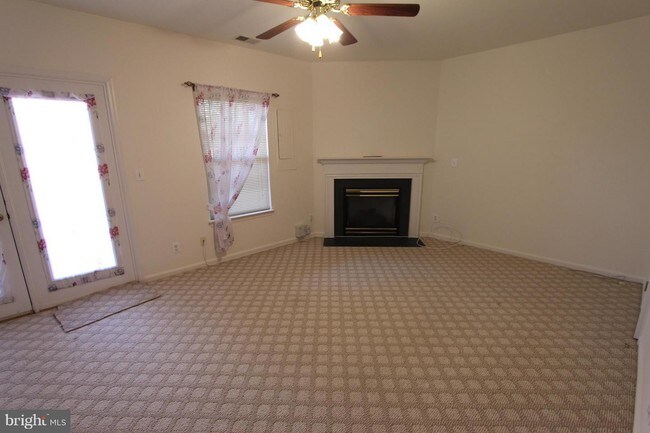 Building Photo - 2519 Woodrow Wilson Dr