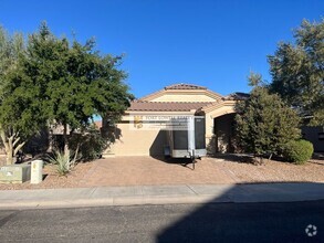 Building Photo - 8736 W Saguaro Moon Rd