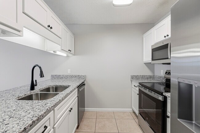 Foto del edificio - 8416 N Lagoon Dr