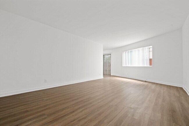 Foto del edificio - 9809 Tabor St