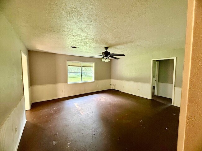 Foto del edificio - 1135 Cooper Ln
