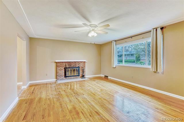 Foto del edificio - 6102 S Logan Pl