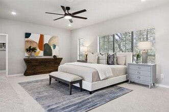 Building Photo - 10 Chisholm Trail