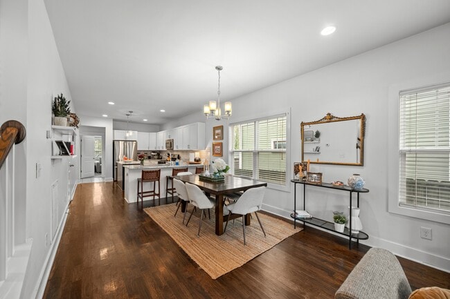 Building Photo - 1126A Cahal Ave