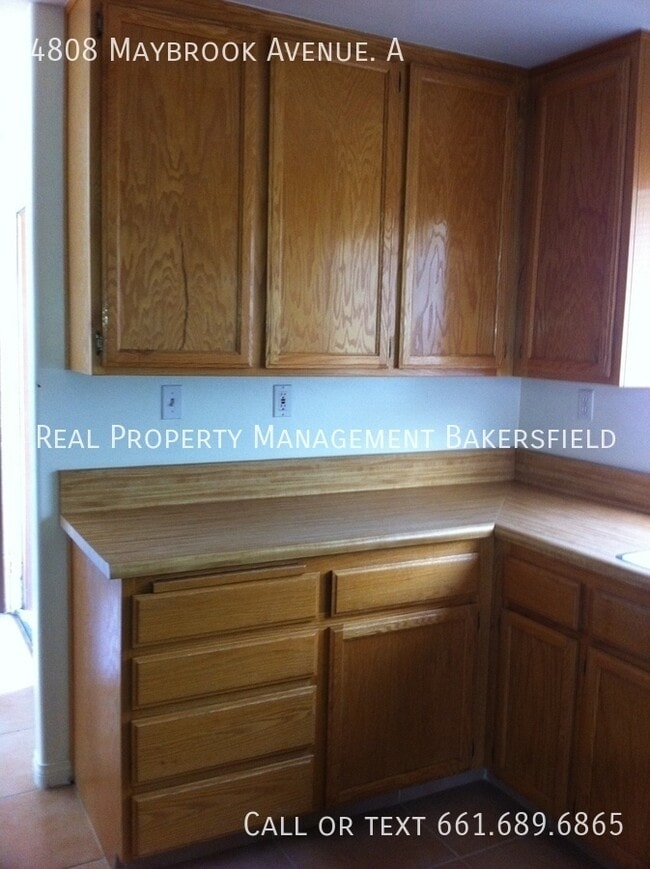 Building Photo - 4808 Maybrook Ave