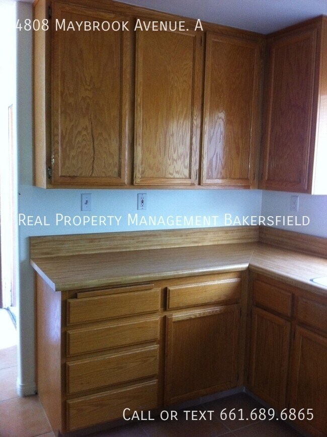 Foto del edificio - 4808 Maybrook Ave