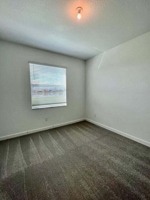 Foto del edificio - 12712 NW Copper Creek Dr