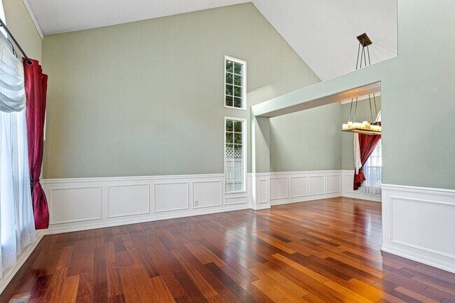 Building Photo - Coveted home located in Winslow Place at K...