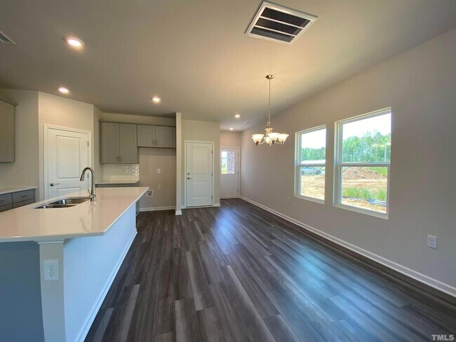 Foto del edificio - 908 Clearhaven Ln