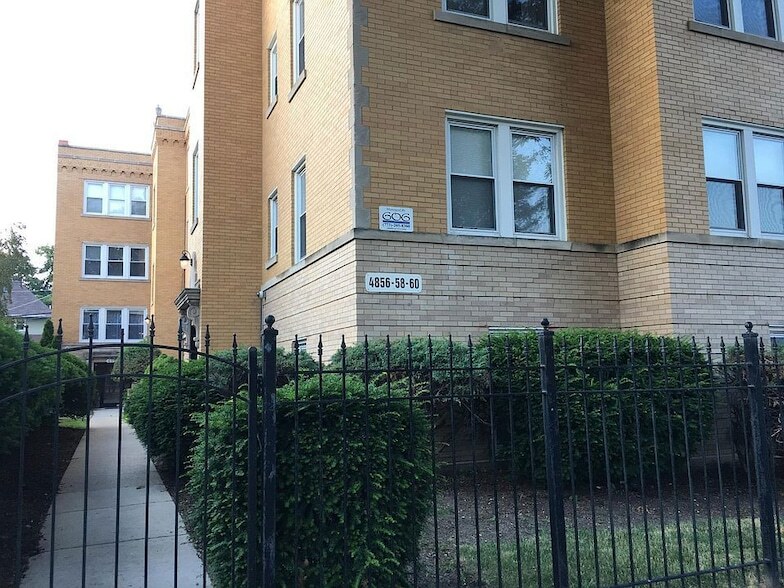 Primary Photo - 4860 W Warner Ave