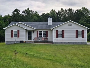 Building Photo - 204 Winterberry Ct