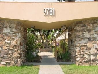 Primary Photo - 9781 Acacia Ave