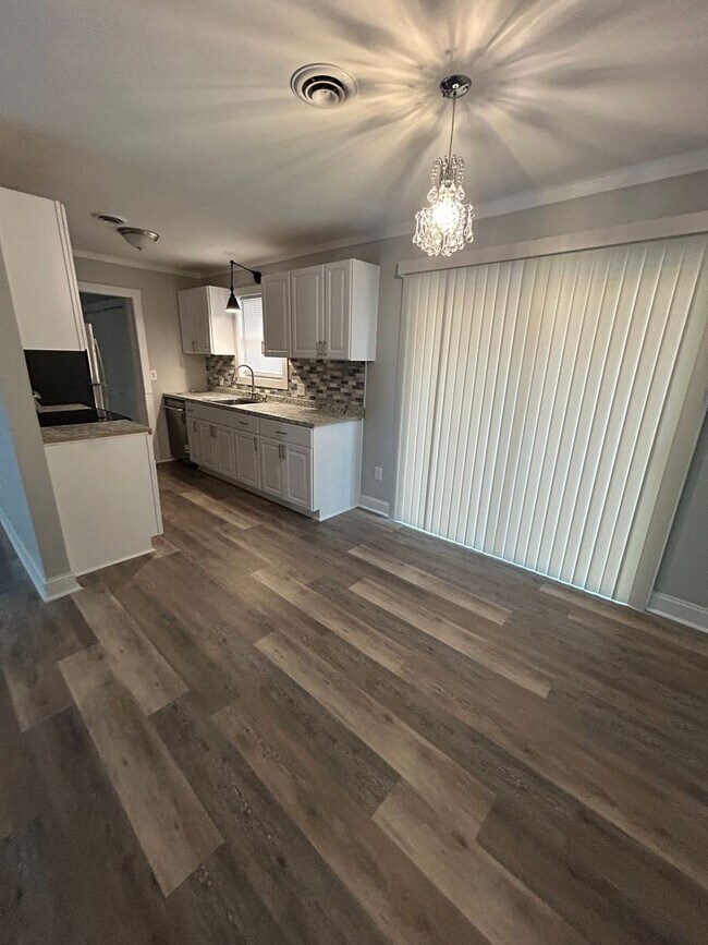 Foto del edificio - Beautiful 3BD Home in Southport