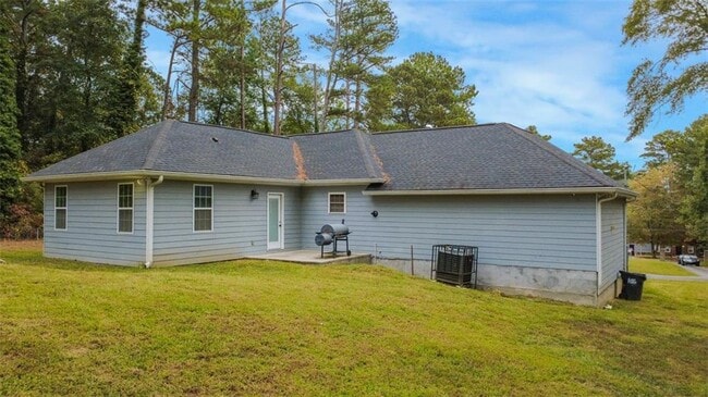 Building Photo - 2925 Dodson Dr