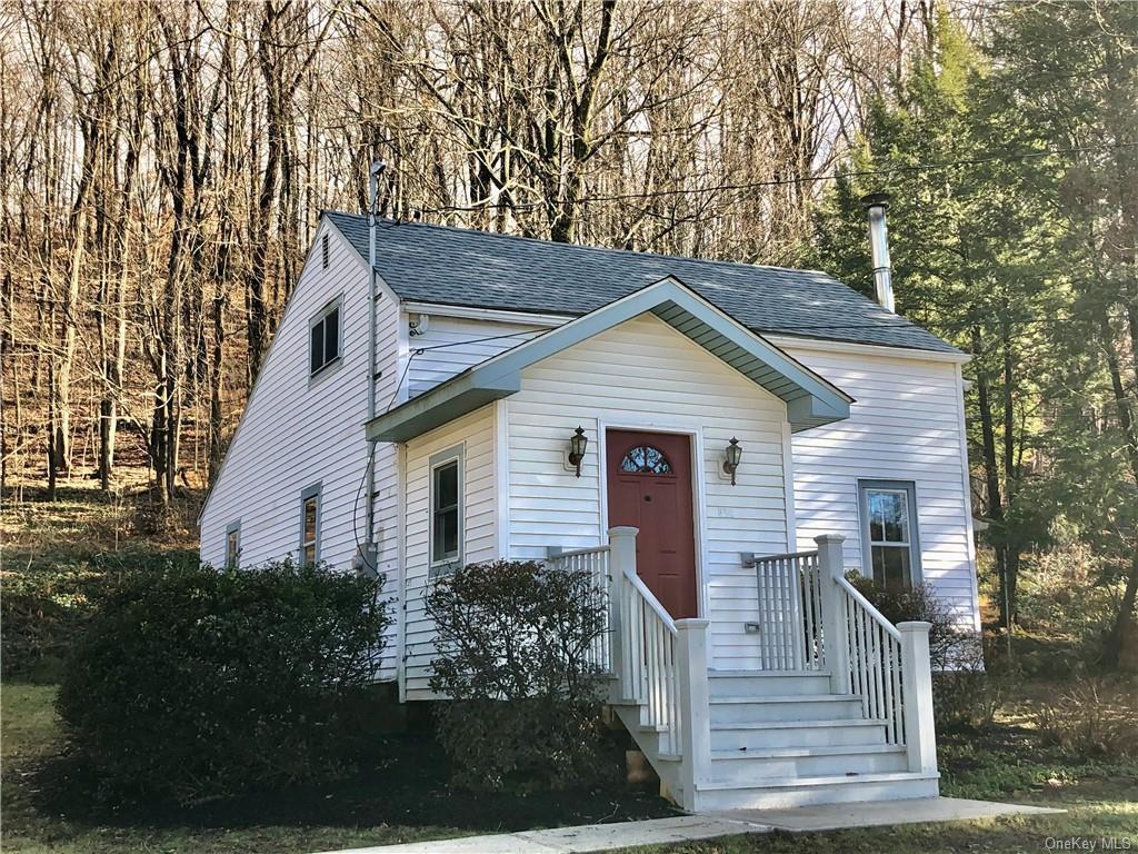 Primary Photo - 1082 Plains Rd