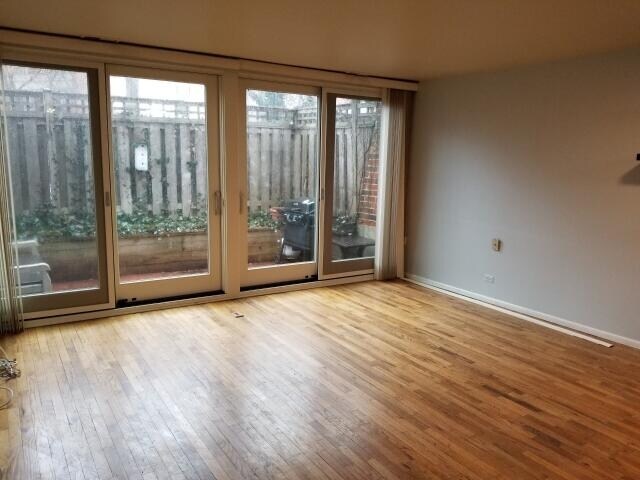 Foto del edificio - 2132 N Lincoln Ave