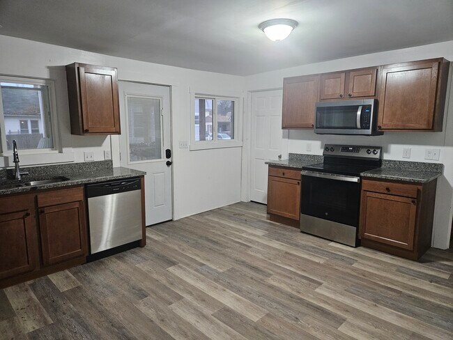 Foto del edificio - 229 Buckingham St