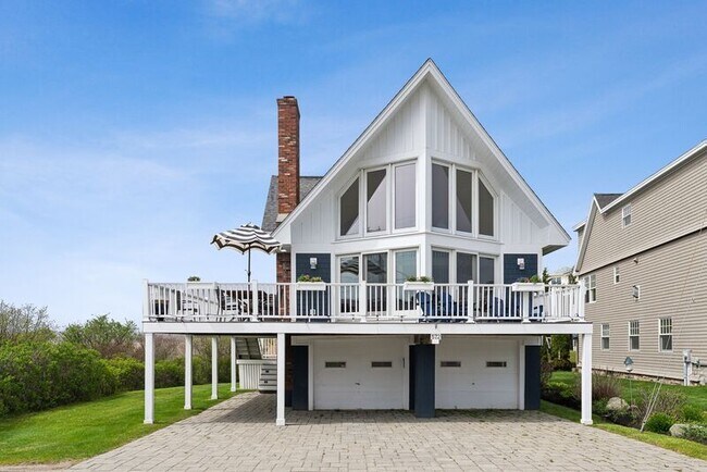 Foto del edificio - 572 Ocean Ave