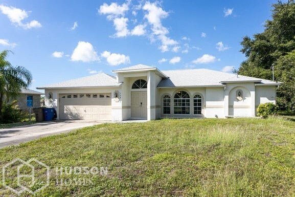 Foto principal - 708 Fargo Dr