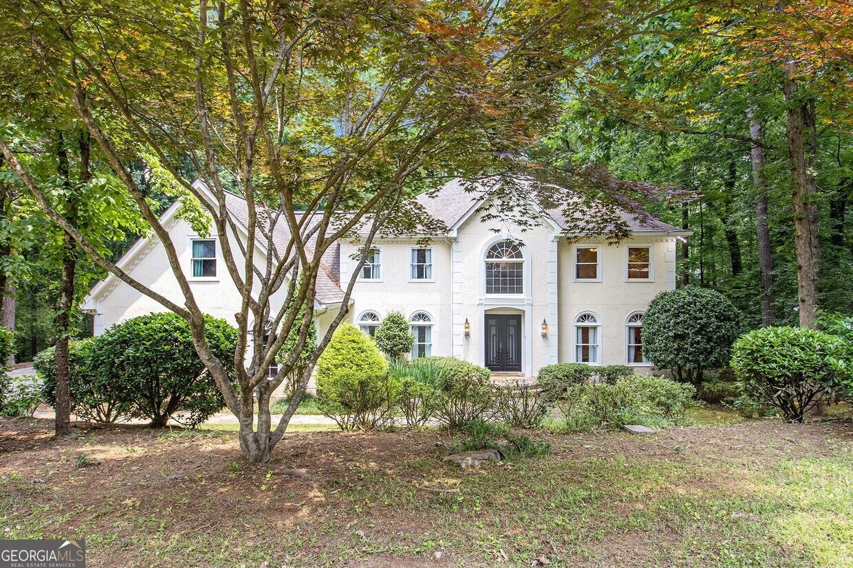 Foto principal - 8255 Habersham Waters Rd