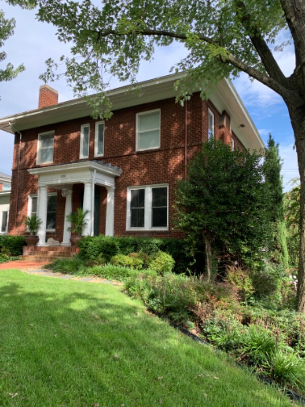 Foto del edificio - 3768 Fort Ave